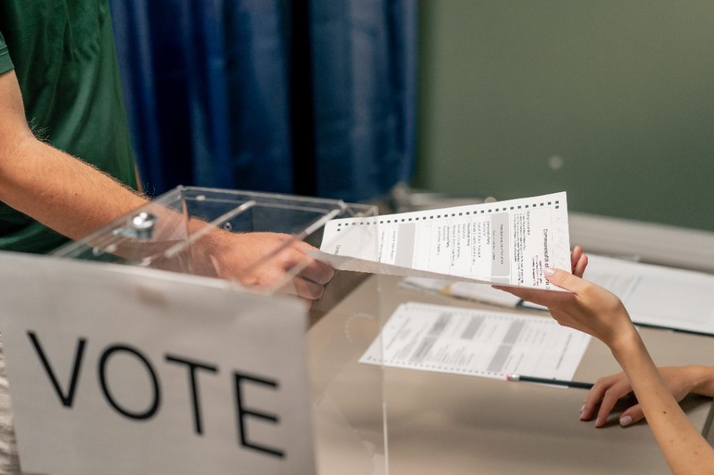 Honduras ante un horizonte incierto: las elecciones del 30 de noviembre y el futuro de la democracia