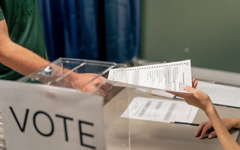 Honduras ante un horizonte incierto: las elecciones del 30 de noviembre y el futuro de la democracia