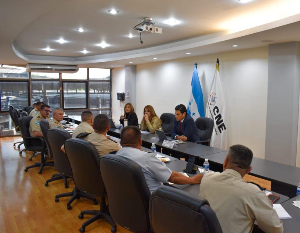 Denuncias por presunto fraude electoral agitan el panorama político en Honduras