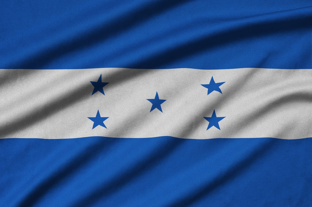 Colectivos armados y silencio estatal incrementan el miedo al colapso institucional en Honduras