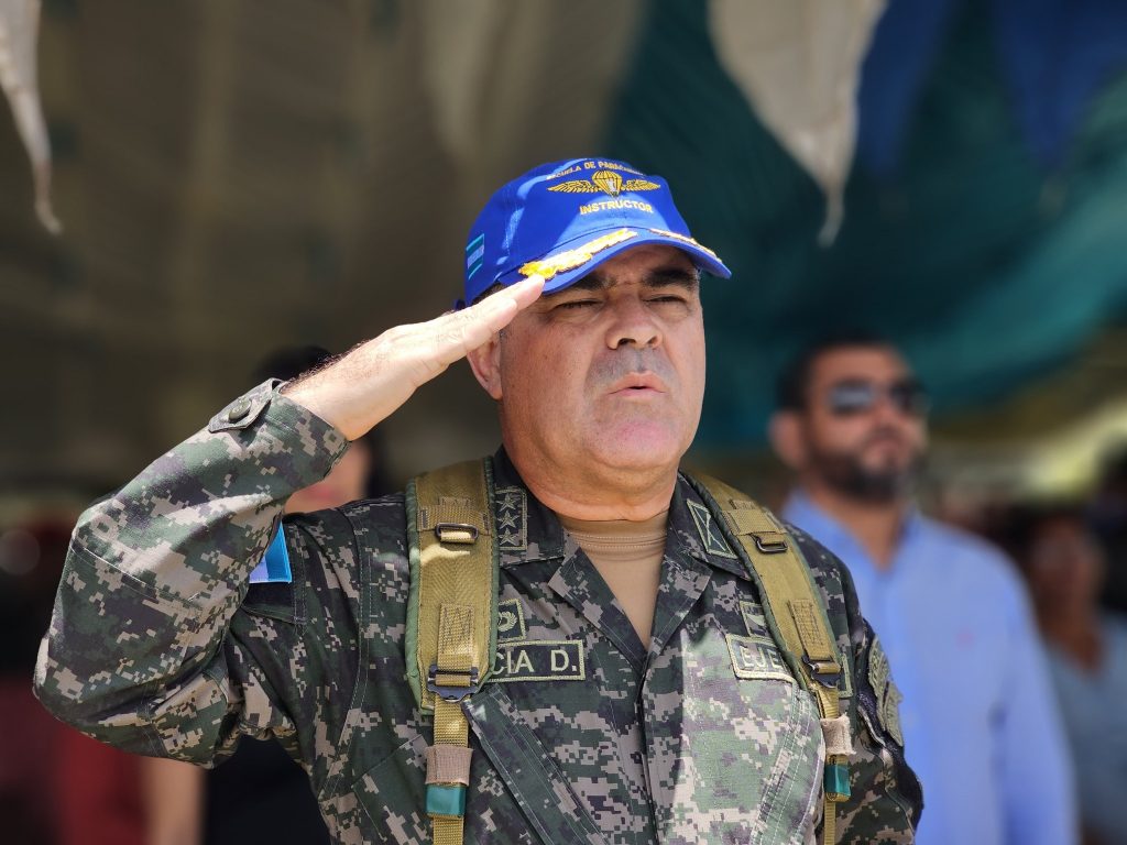 ¿Crisis en las Fuerzas Armadas de Honduras? Rumores de división y politización