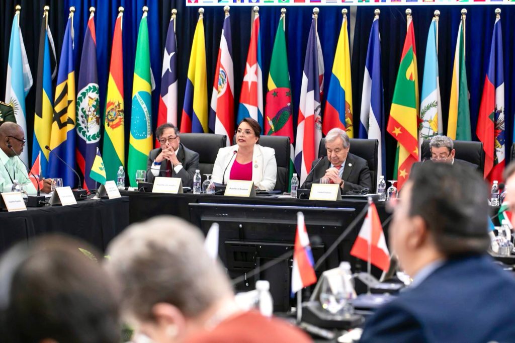 Cuestionan al gobierno hondureño por falta de claridad en gastos de la Cumbre de la CELAC