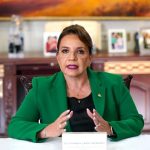 Opinión pública critica al gobierno de Xiomara Castro por su desconexión social y económica