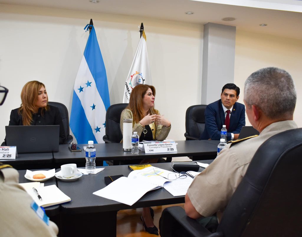 Honduras y el fraude electoral: análisis de expertos sobre el CNE