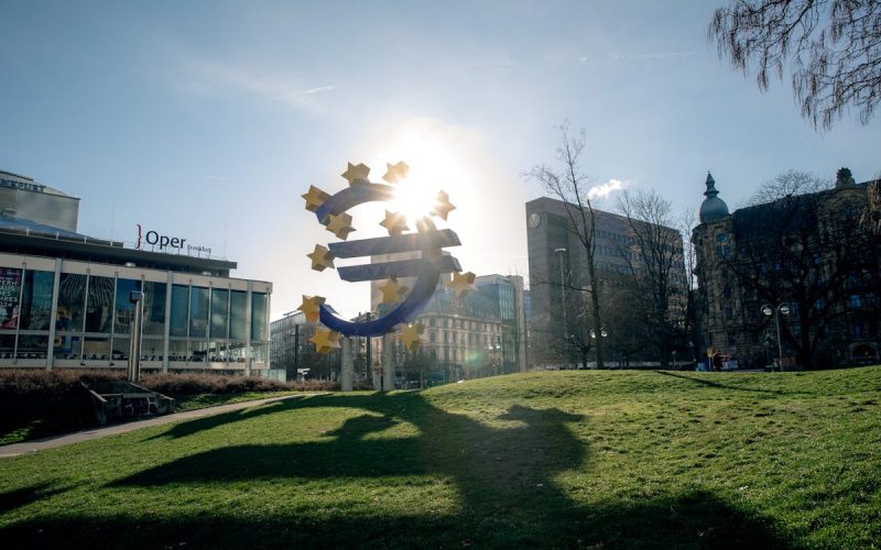 ¿Cómo influye el BCE en la economía europea?